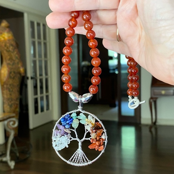 Red carnelian necklace w/ tree of life pendant - Picture 4 of 5